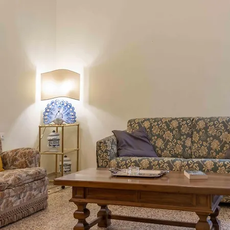 Daire Santa Maria Novella Large Terrace *